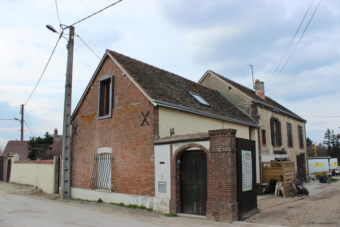 Abondant 1 - Transformation of a farmhouse in a two-family house